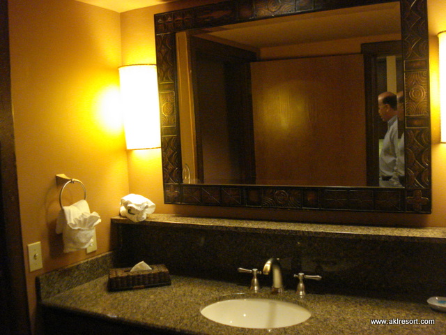 Studio vanity
